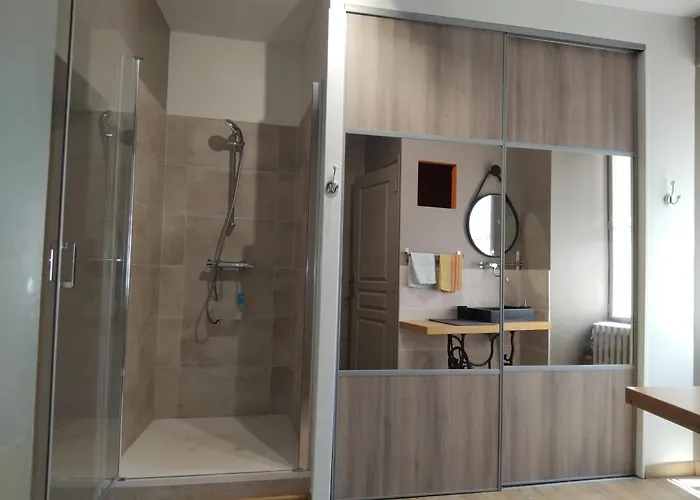 Indépendant Dans Résidence Privée, Avec Accès à La Terrasse Appartement Le Puy-en-Velay